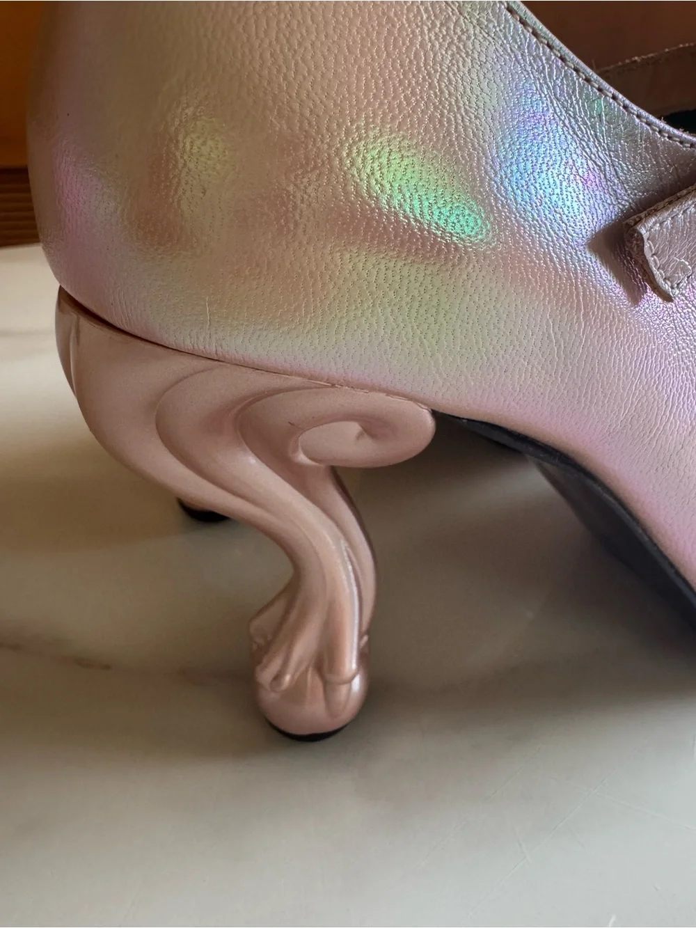 John Fluevog Elizabeth Queen Transcendent Pearl Pink Mary Jane Heels 7
